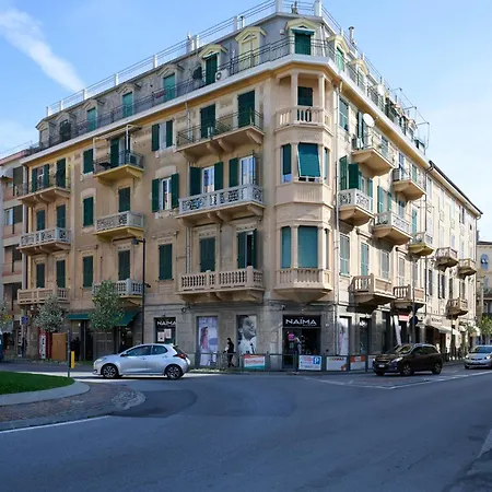 Apartment Sole